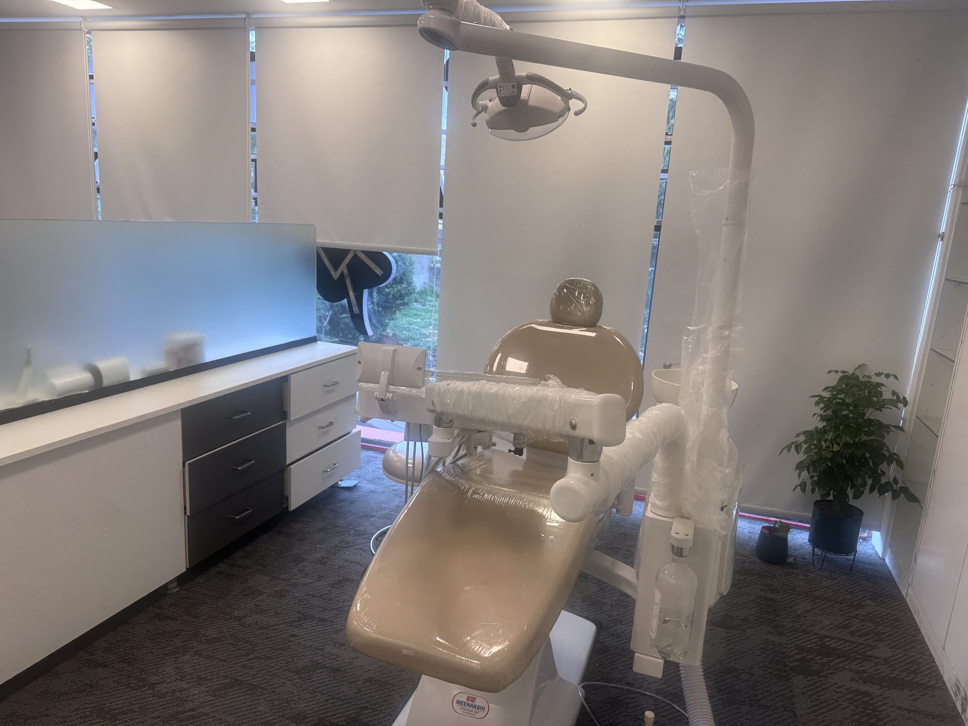Dental treatment chair and equipment